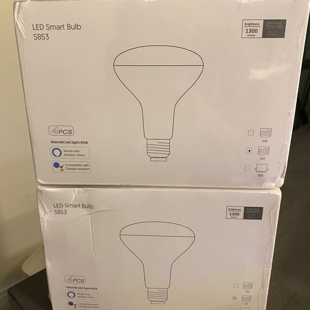 Smart Light Bulb 4 pack, never opened